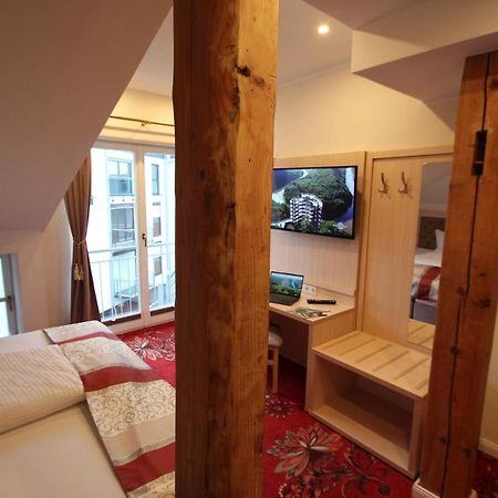 Hotel Stadtvilla Laux Мерциг Экстерьер фото