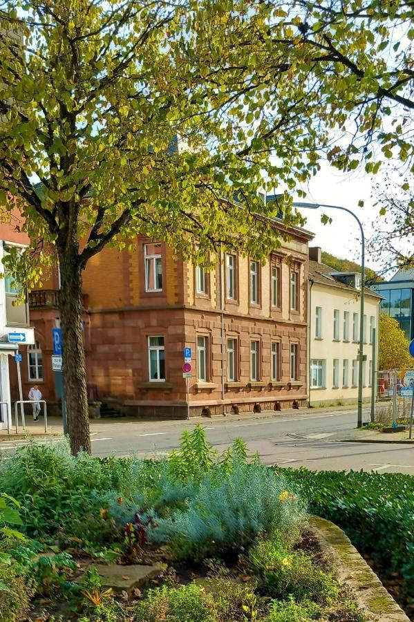 Hotel Stadtvilla Laux Мерциг Экстерьер фото